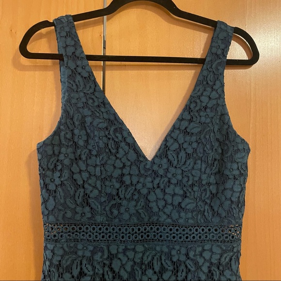 Sienna Trumpet Dress NWT - Picture 6 of 12